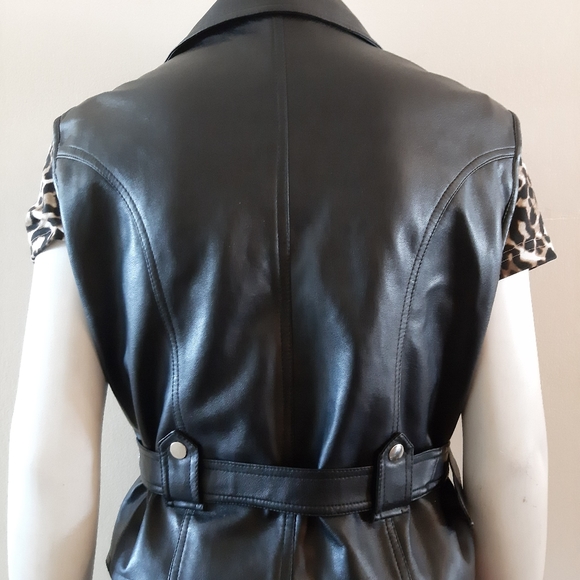 🎄 NWOT Biker vest - punk rock chic - faux leather - Picture 7 of 8